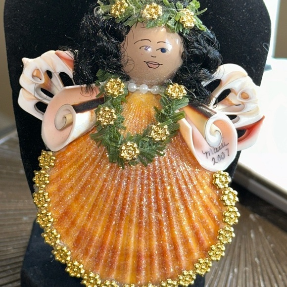 Maui Strong 2007 Hawaiian Native Christmas Ornament from local beach shell - Picture 5 of 8